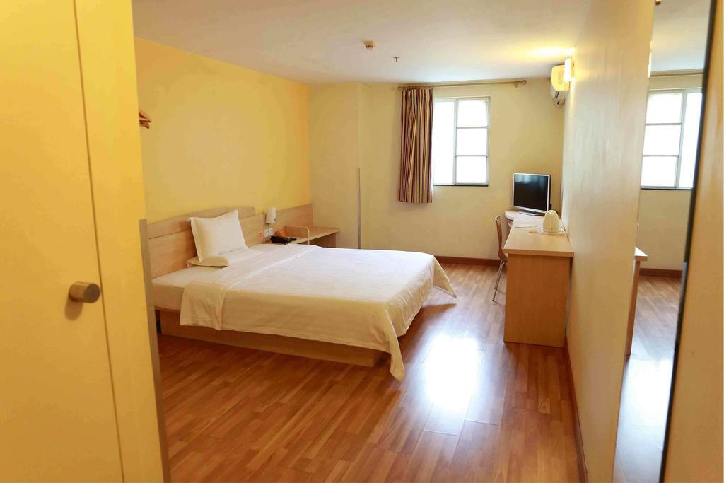 7Days Inn Chongqing Wanzhou District Gaosun Pond Chongbai Rum bild